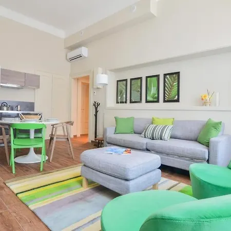 Apartment Contempora - Crocetta - Aida *