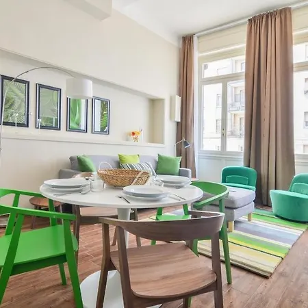 Apartment Contempora - Crocetta - Aida